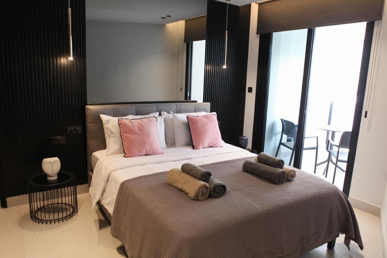 Raam Luxury Suites Lárnaca Exterior foto